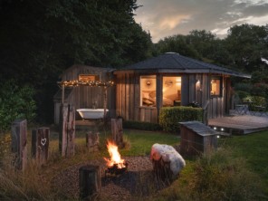 The Nest, Magical Rural Roundhouse with Woodland Sauna near Crewkerne, Somerset, England